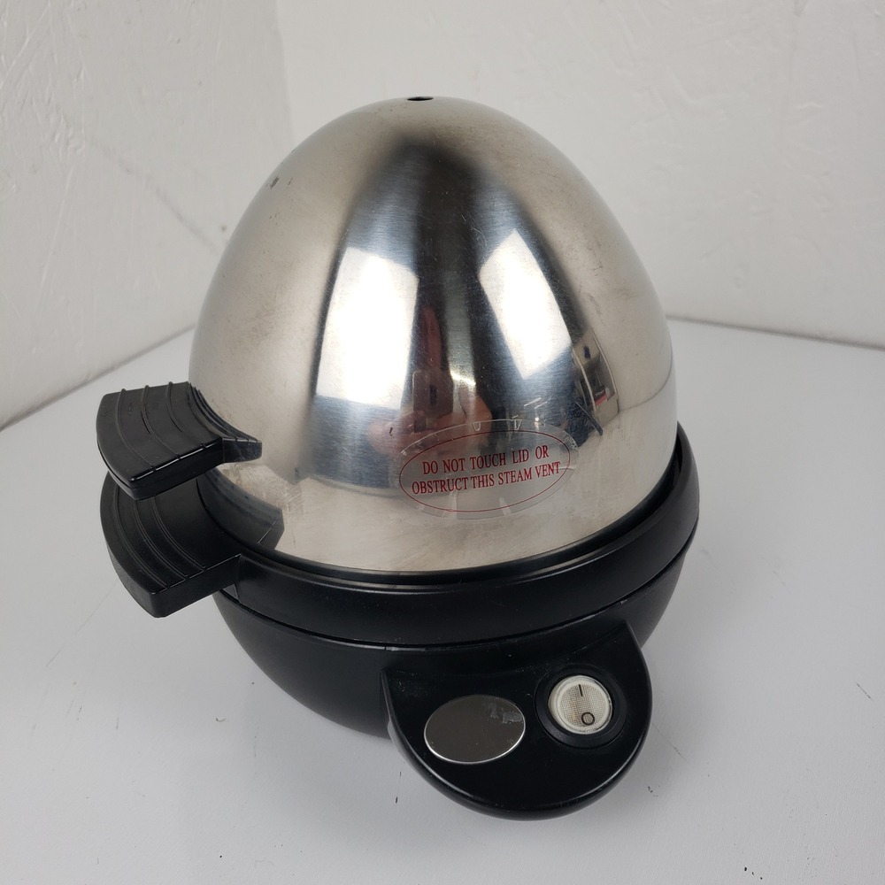 Aroma AEB-917 Stainless Steel Egg‎ Boiler Steamer 7-Egg Capacity Black Silver